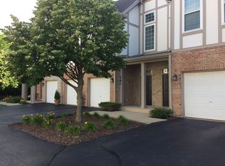 240 Rosehall Dr UNIT 260, Lake Zurich, IL 60047