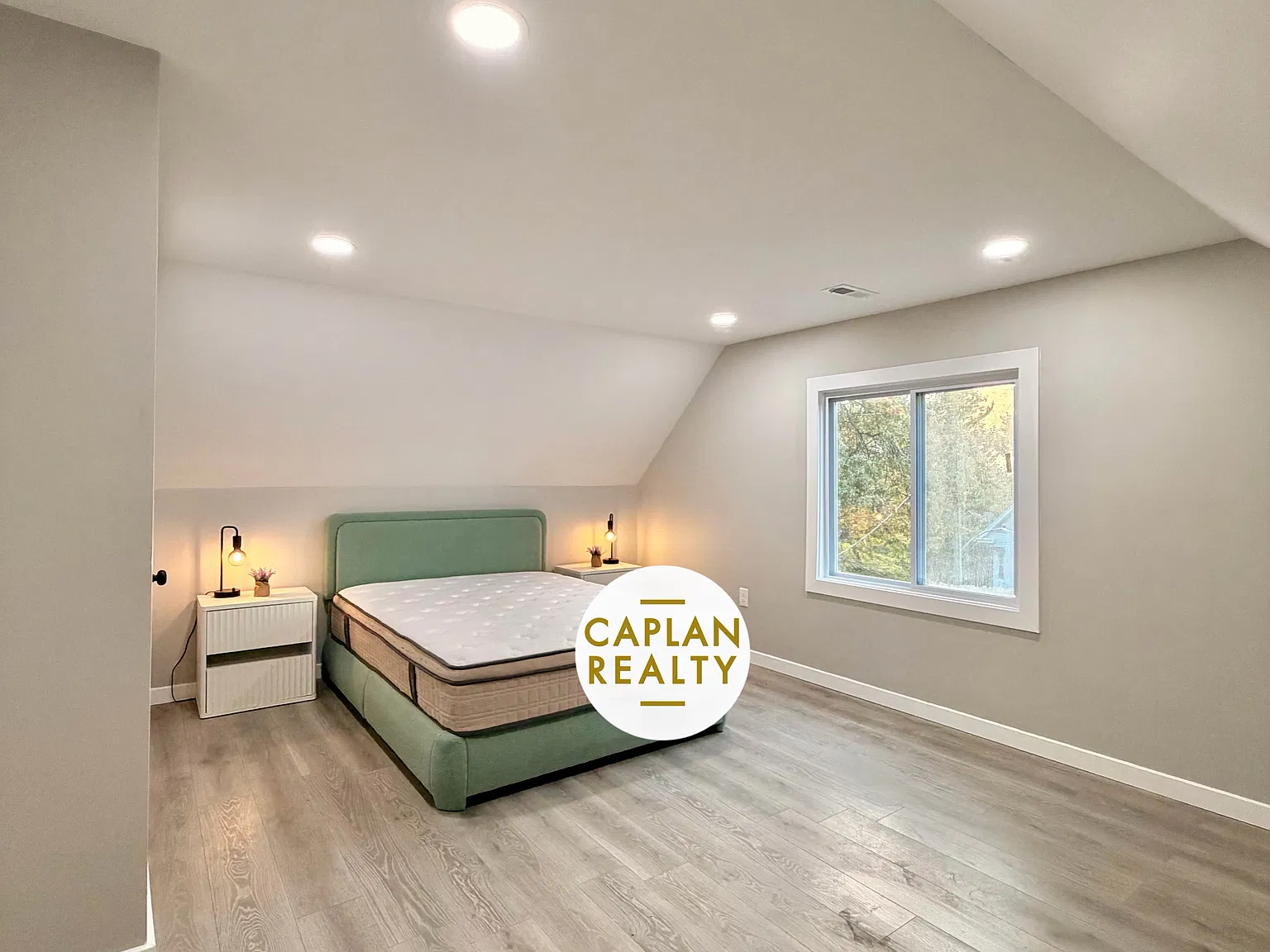 2 bed, $1,990 — Photo 1