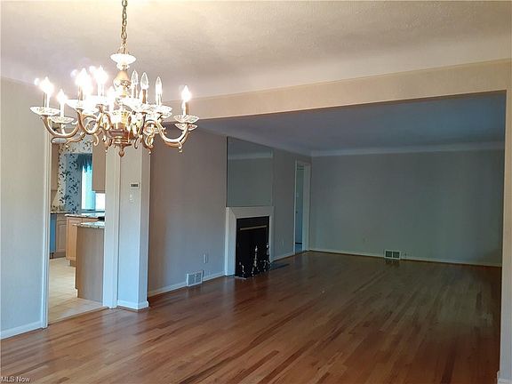 3rd image of 19400 Westover Ave