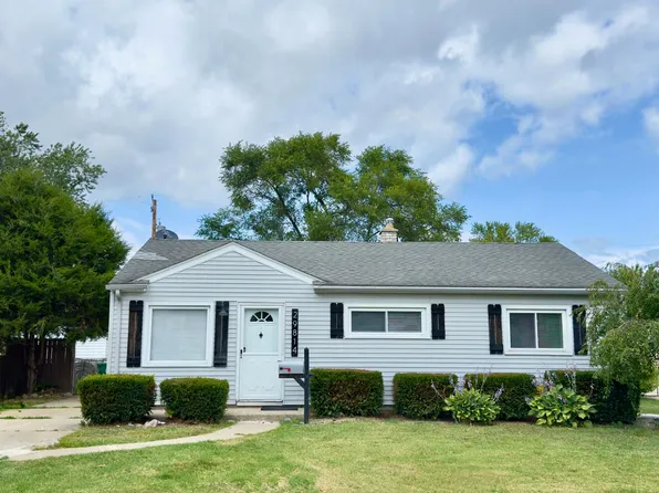 29814 Dover St, Garden City, MI 48135