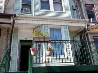 317 12th St, Union City, NJ 07087