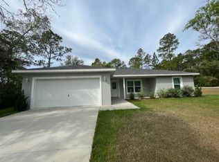 8200 N Pickinz Way, Citrus Springs, FL 34433