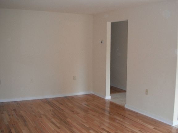 3rd image of 38 Derby Ave #1