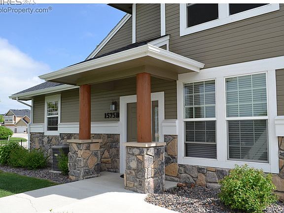 3rd image of 1575 Pelican Lakes Pt Unit B