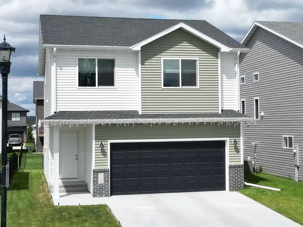 6058 Martin Ln W, West Fargo, ND 58078