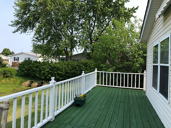 4th image of 187 Norway Dr