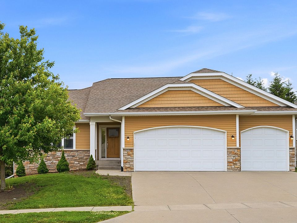 1st image of 59 Whitechapel Dr