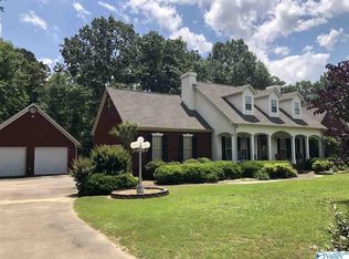 201 Quinn Dr, Gadsden, AL 35903