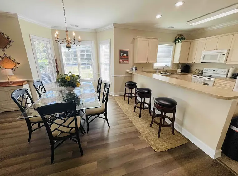 4895 Luster Leaf Cir #105 — Photo 12
