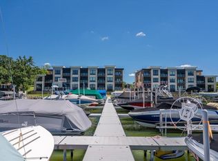 5600 Lake Edge Rd UNIT 108, Mc Farland, WI 53558