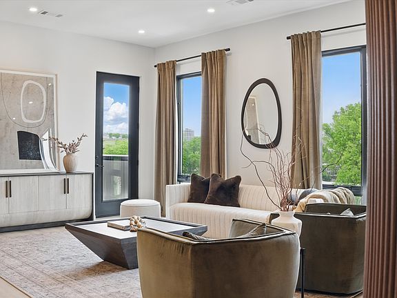 4th image of 500 Merritt Ave #405