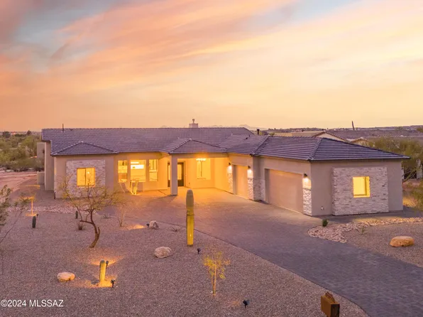 2725 N Megafauna Ct, Tucson, AZ 85749