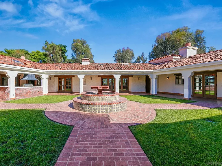 5443 Calzada Del Bosque — Photo 7