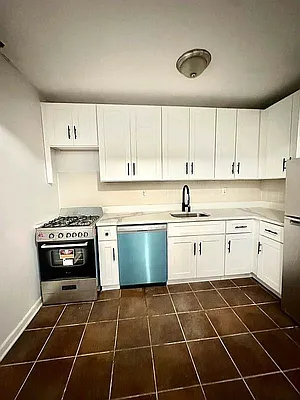 Kitchen, photo 1