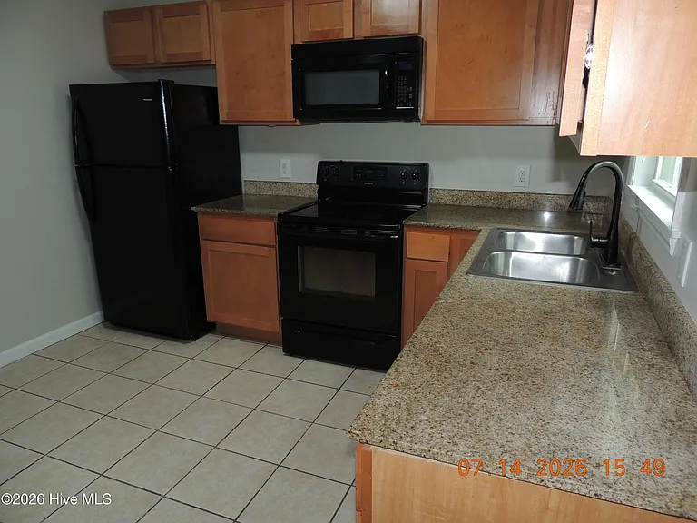 130 Miracle Dr #6 — Photo 15