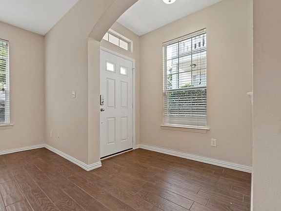 2nd image of 8045 Caladium Dr