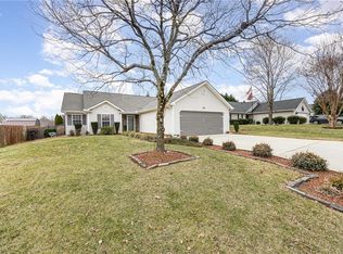 849 Pecan Ridge Cir, Kernersville, NC 27284