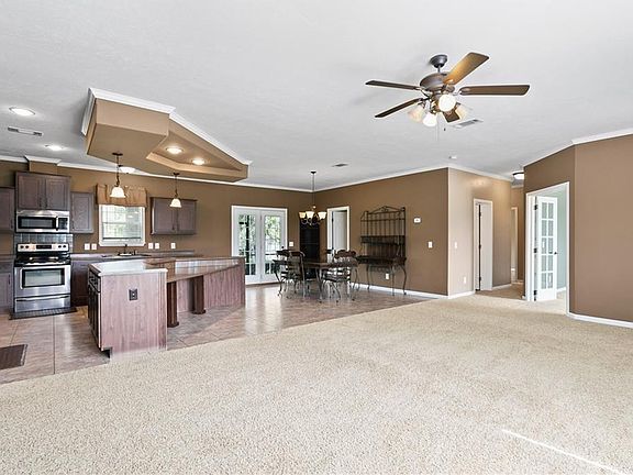 3rd image of 3140 Tucker Ave
