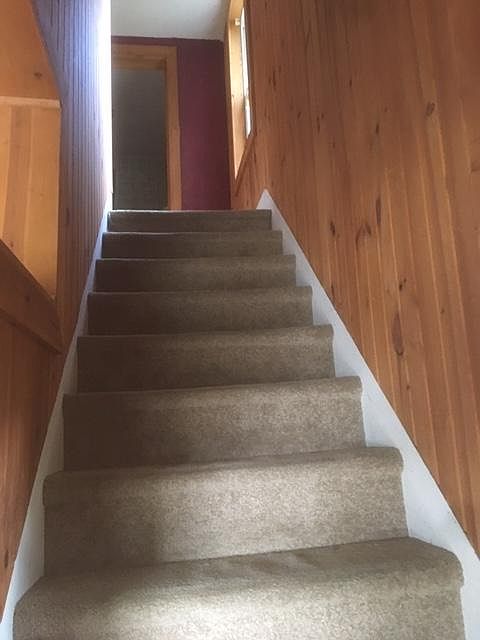 2nd image of 413 Morton St