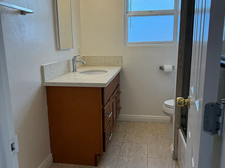16713 Crenshaw Blvd #13 — Photo 8