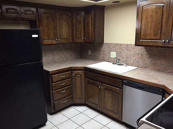 3rd image of 12331 Cedar Springs Ln
