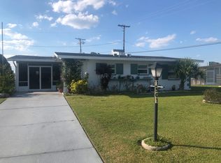 1501 Council Dr, Sun City Center, FL 33573