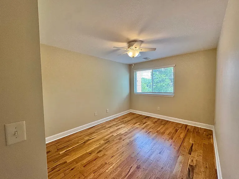 106 S Anderson St #A202 — Photo 11