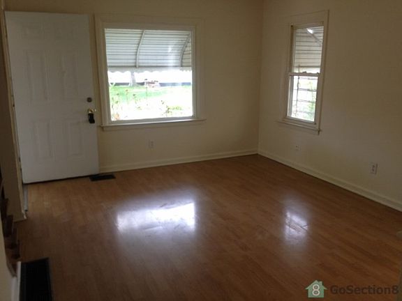 2nd image of 1210 Duxberry Ave