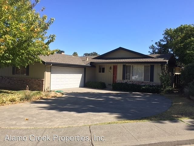 1st image of 806 Landon Ct