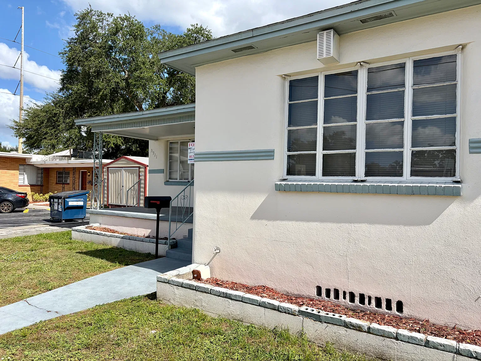 3 bed, 1191 sqft, $1,995 — Photo 3