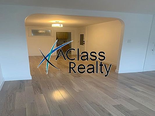 3rd image of 28-47 46th St #2RIGHT