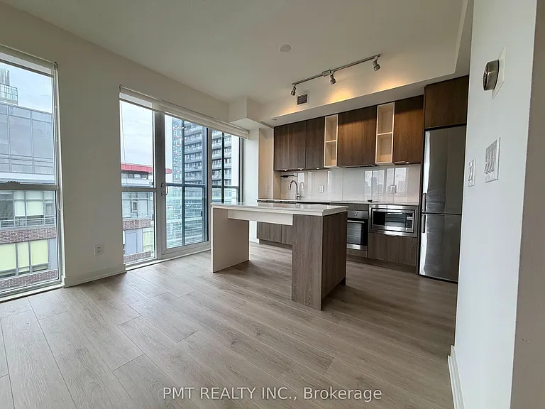 200 Sackville St #1009 — Photo 4