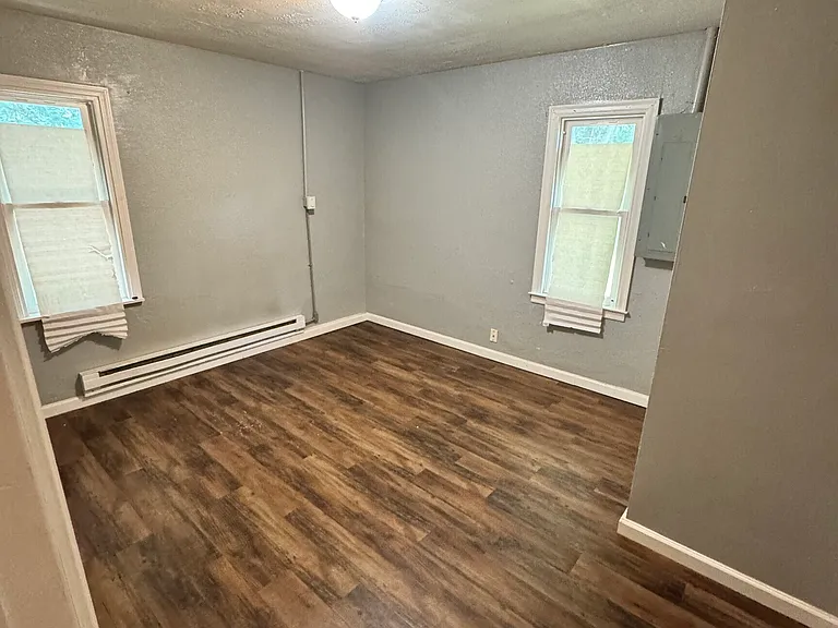 1713 N Rural St — Photo 3