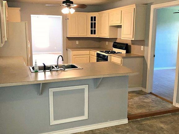 4th image of 805 Avenue B