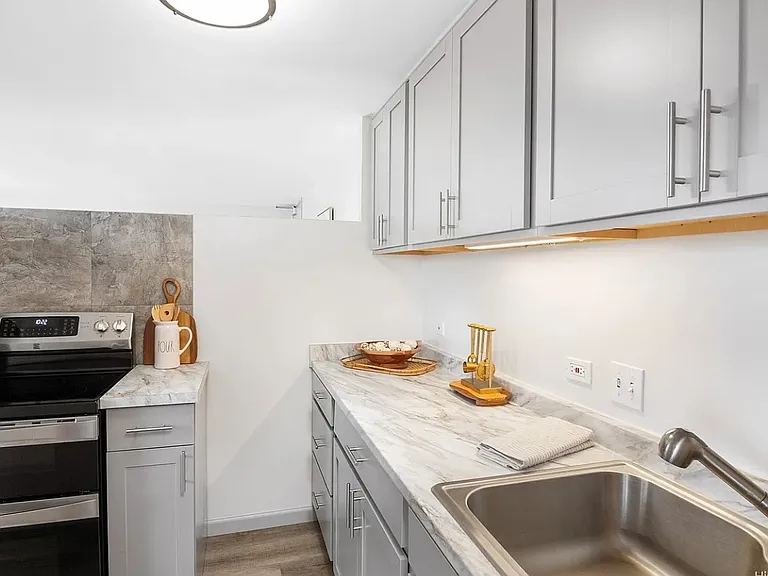 98-288 Kaonohi St #703 — Photo 5