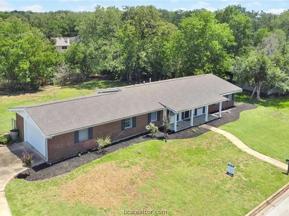 807 Esther Blvd, Bryan, TX 77802