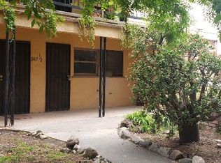 2417 Foothill Blvd #1/2, La Crescenta, CA 91214