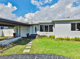 2651 Jackson St, Hollywood, FL 33020