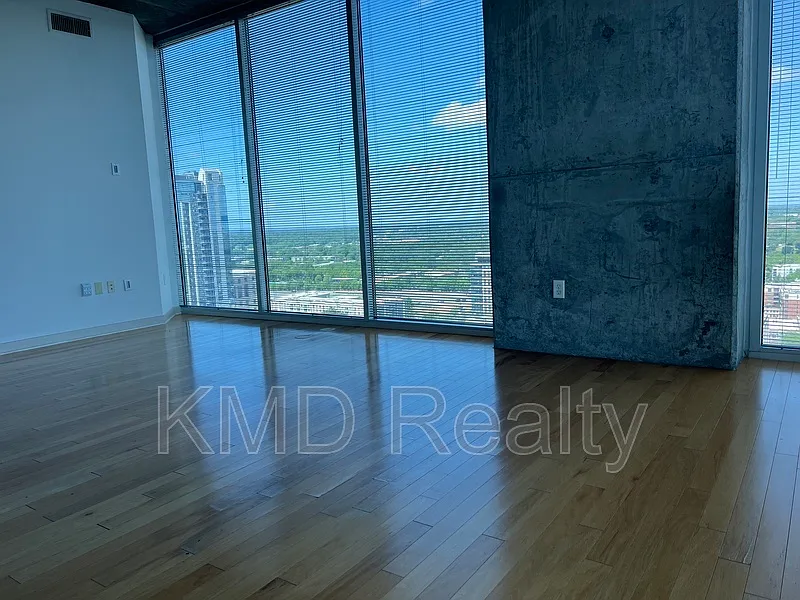 2 bed, 2.0 bath, 1271 sqft, $2,895 — Photo 4