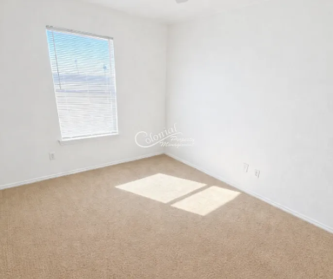 5704 Greengate Dr #D — Photo 6