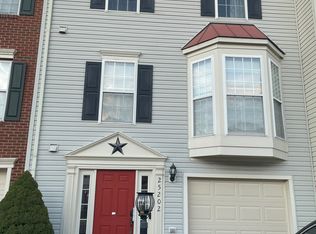 25202 Destination Sq, Aldie, VA 20105