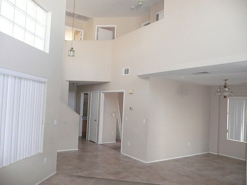 2nd image of 4168 Poe Dr