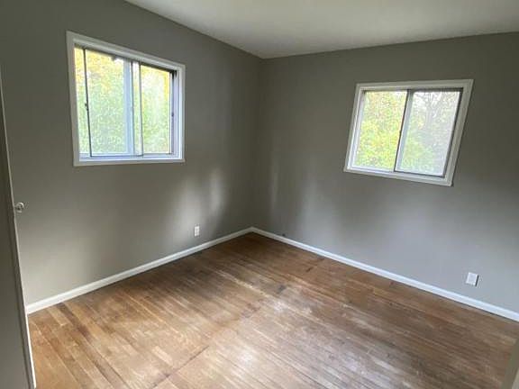4th image of 1711 Monterey Ct