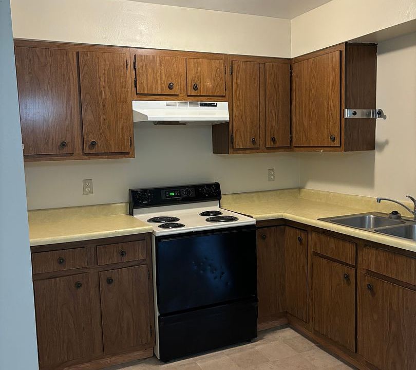 1st image of 1554 21st Ave #5