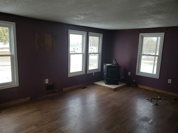 4th image of 1398 County Road 12