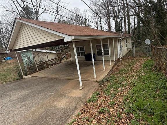 4th image of 235 Tower Heights Rd
