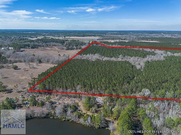 4th image of 7 Golf Course Rd