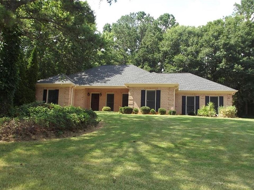 1st image of 1317 Saxony Dr SE