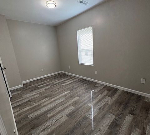 5th image of 46 Webb St #1