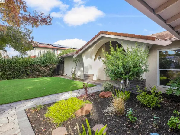 1163 Via Doble, Concord, CA 94521